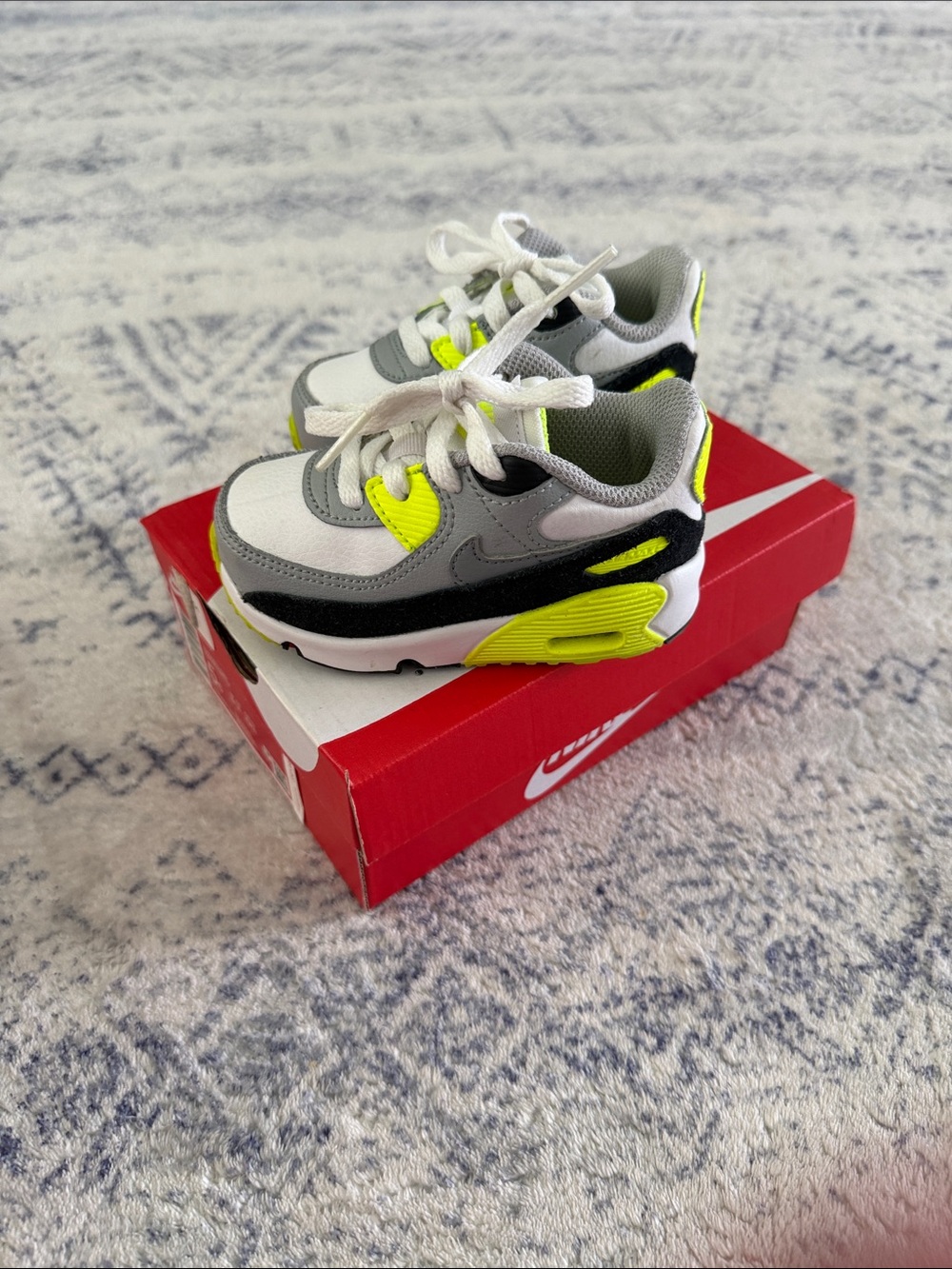 Nike Kids Sneakers - White Gray Neon Yellow